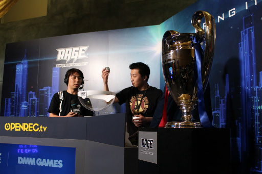 画像ギャラリー No.015のサムネイル画像 / 「RAGE ストリートファイターV」のオフライン予選レポート。6月10日の決勝に向けて,プロ・アマ200人以上のプレイヤーが激突