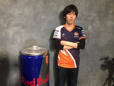 画像ギャラリー No.018のサムネイル画像 / 「RAGE ストリートファイターV」のオフライン予選レポート。6月10日の決勝に向けて,プロ・アマ200人以上のプレイヤーが激突