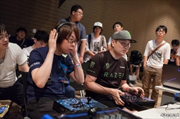 ���������꡼ No.024�Υ���ͥ������ / Capcom Pro Tour�ץ�ߥ�����JAPAN CUP 2017�ץե��ȥ�ݡ��ȡ�2���֤ˤ錄�ä�������������Τ����ܤΥϥ���������