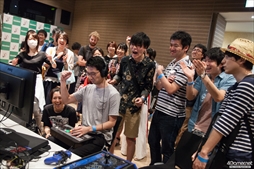 ���������꡼ No.043�Υ���ͥ������ / Capcom Pro Tour�ץ�ߥ�����JAPAN CUP 2017�ץե��ȥ�ݡ��ȡ�2���֤ˤ錄�ä�������������Τ����ܤΥϥ���������