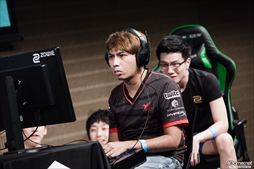 ���������꡼ No.056�Υ���ͥ������ / Capcom Pro Tour�ץ�ߥ�����JAPAN CUP 2017�ץե��ȥ�ݡ��ȡ�2���֤ˤ錄�ä�������������Τ����ܤΥϥ���������