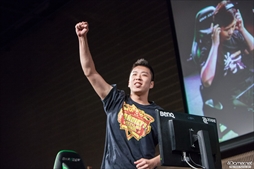 ���������꡼ No.079�Υ���ͥ������ / Capcom Pro Tour�ץ�ߥ�����JAPAN CUP 2017�ץե��ȥ�ݡ��ȡ�2���֤ˤ錄�ä�������������Τ����ܤΥϥ���������