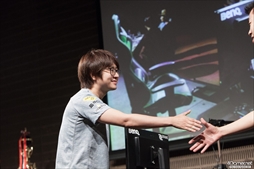 ���������꡼ No.081�Υ���ͥ������ / Capcom Pro Tour�ץ�ߥ�����JAPAN CUP 2017�ץե��ȥ�ݡ��ȡ�2���֤ˤ錄�ä�������������Τ����ܤΥϥ���������