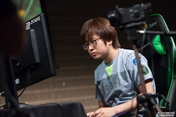 ���������꡼ No.084�Υ���ͥ������ / Capcom Pro Tour�ץ�ߥ�����JAPAN CUP 2017�ץե��ȥ�ݡ��ȡ�2���֤ˤ錄�ä�������������Τ����ܤΥϥ���������