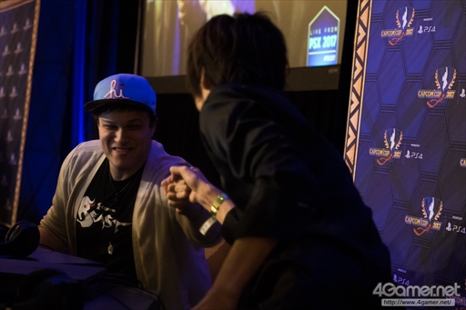 ꡼ No.038 | Capcom Cup 2017סǸܤΥͥμˡǽͽLast Chance QualifierפŤ줿TwitterޤȤ