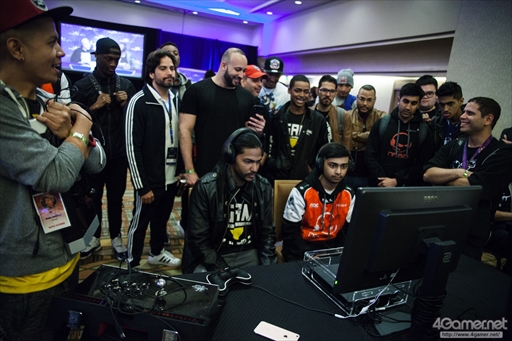 ꡼ No.043 | Capcom Cup 2017סǸܤΥͥμˡǽͽLast Chance QualifierפŤ줿TwitterޤȤ