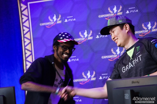 ꡼ No.045 | Capcom Cup 2017סǸܤΥͥμˡǽͽLast Chance QualifierפŤ줿TwitterޤȤ