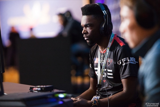 ꡼ No.014 | ֥ȥ꡼ȥեVפθCapcom Cup 2017郎롣ǽ˿ʽФ8ͤꤷ2TwitterޤȤ