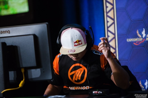 ꡼ No.022 | ֥ȥ꡼ȥեVפθCapcom Cup 2017郎롣ǽ˿ʽФ8ͤꤷ2TwitterޤȤ