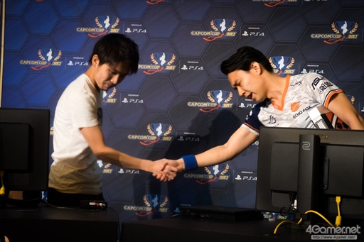 ꡼ No.029 | ֥ȥ꡼ȥեVפθCapcom Cup 2017郎롣ǽ˿ʽФ8ͤꤷ2TwitterޤȤ