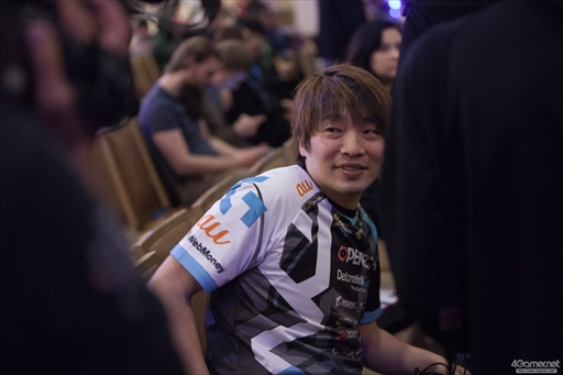 ꡼ No.042 | ֥ȥ꡼ȥեVפθCapcom Cup 2017郎롣ǽ˿ʽФ8ͤꤷ2TwitterޤȤ