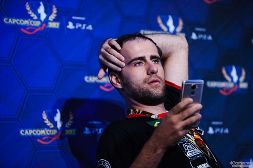 ꡼ No.056 | ֥ȥ꡼ȥեVפθCapcom Cup 2017郎롣ǽ˿ʽФ8ͤꤷ2TwitterޤȤ