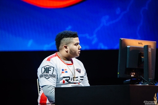 ꡼ No.036 | ֥ȥ꡼ȥեVפθCapcom Cup 2017סǽTwitterޤȤᡣɥߥ˥¹MenaRD꤬ͥ