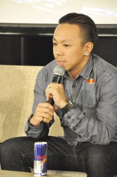 ���������꡼ No.008�Υ���ͥ������ / �֥쥤�����󥹤ȳʥ������ޤ����Υ���ܡ�B-BOY�ȥץ������ޡ����ȡ����򷫤깭������Red Bull BC One 2016�ߥ���V�׵���ȯɽ���ݡ���