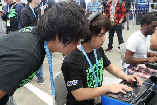 ꡼ No.027 | EVO2016Ϥ褤賫EVO2016VͽϤᡤ6ȥͽԤTwitterޤȤᡣGGXrdRŴ7FRϽ辡