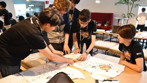 画像ギャラリー No.004のサムネイル画像 / Red Bullが先導する格ゲー競技シーンの手応えと展望。「Red Bull Gaming U 2016」後の松井 悠氏に話を聞いてみた