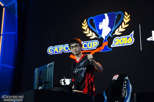 ꡼ No.044 | ֥ȥ꡼ȥեVԤꤷCapcom Cup 2016Day2ϥݡȤޤȤᡣΥꥫͥפ