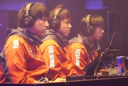 ꡼ No.021 | йe-Sports5뤹٤Ƥ췳ξˡRed Bull 5Gץݡ