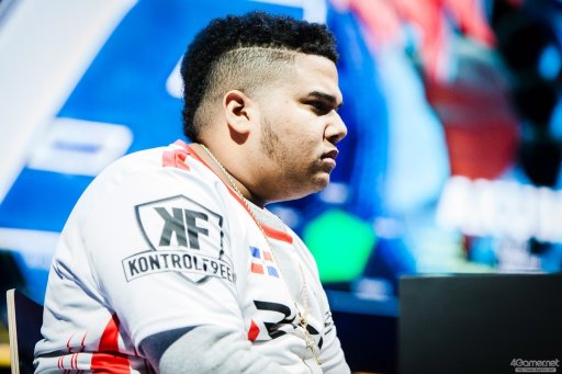 ꡼ No.004 | ֥Vפοѥåäơʤǡ֥ȥ꡼ȥեV ɥǥפʤǤ CAPCOM CUP 2017ξץǥ塼ˤ줳ʹƤߤ