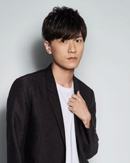 ���������꡼ No.003�Υ���ͥ������ / �ܥ�ơ����󶡤Υ饸���֥ܥ�饸��1��ǯ��ǰ���٥�ȤΥ����Ȥ�����㤵���KENN����˷��ꡣ��������μ��ճ���