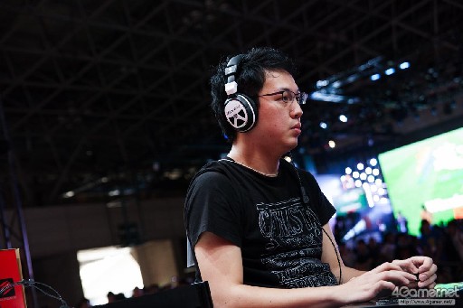 ꡼ No.037 | TGS 2015ؤΥåȤϤμˡ Ķϥ٥襤Ÿ줿֥ȥ饹ȥ꡼ȥեIV Twitter¶ޤȤ