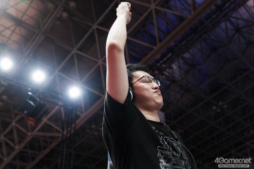 ꡼ No.043 | TGS 2015ؤΥåȤϤμˡ Ķϥ٥襤Ÿ줿֥ȥ饹ȥ꡼ȥեIV Twitter¶ޤȤ