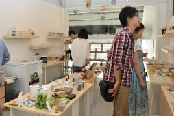 画像ギャラリー No.080のサムネイル画像 / 「ロマンシング佐賀3」現地体験レポート。ついに開幕した佐賀県×サガシリーズのコラボ第3弾は“SaGa愛”に溢れた幸福な空間だった