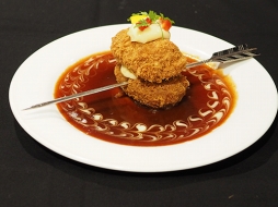 画像ギャラリー No.024のサムネイル画像 / 「SaGa SCARLET GRACE」と日比谷Barのコラボメニュー,11月15日に提供開始