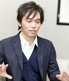 ꡼ No.011Υͥ / ˥åˤ뿷ʥޥ۸ƻRPGϤˤޤ줿Τ֥륫ǥ׳ȯԥ󥿥ӥ塼