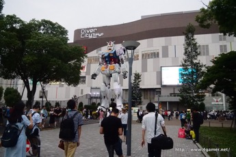 画像ギャラリー No.019のサムネイル画像 / 1万人を超える「Ingress」エージェントが東京を舞台にバトル。緒方恵美さんが演じるADAの日本語版ボイスパック配信も発表された公式イベント「Aegis Nova Tokyo」をレポート