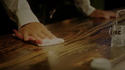 画像ギャラリー No.004のサムネイル画像 / 「MOBIUS FF」,「FF XIII」とのコラボを岡田将生さんと宮川大輔さんが伝えるテレビCMを放送