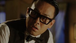 画像ギャラリー No.006のサムネイル画像 / 「MOBIUS FF」,「FF XIII」とのコラボを岡田将生さんと宮川大輔さんが伝えるテレビCMを放送