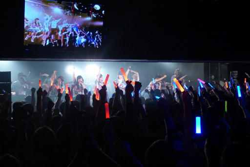 画像集 No.016のサムネイル画像 / 新生Falcom jdk BANDの初ライブ「Falcom jdk BAND θ（シータ） Live」が開催。アイドルユニット「リアル☆SPiKA」も参戦し，全16曲を熱演