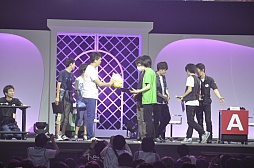 ꡼ No.011Υͥ / ֥ѥɥ饴 ѡޥꥪ֥饶 ǥץåη辡ݡȡͽ򾡤̤3बƮ򸫤