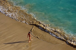 画像ギャラリー No.005のサムネイル画像 / マフィア梶田の二次元が来い!:第281回「青空と海とゴシックなオールスター」