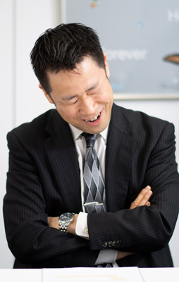 ���������꡼ No.016�Υ���ͥ������ / �֥����å�����ˡ������4��ǯ���󥿥ӥ塼������ޤǤ򿶤��֤ꡤ����ʤ������˸�����ver3.0.0�μ����տޤ���