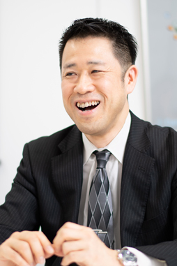 ���������꡼ No.018�Υ���ͥ������ / �֥����å�����ˡ������4��ǯ���󥿥ӥ塼������ޤǤ򿶤��֤ꡤ����ʤ������˸�����ver3.0.0�μ����տޤ���