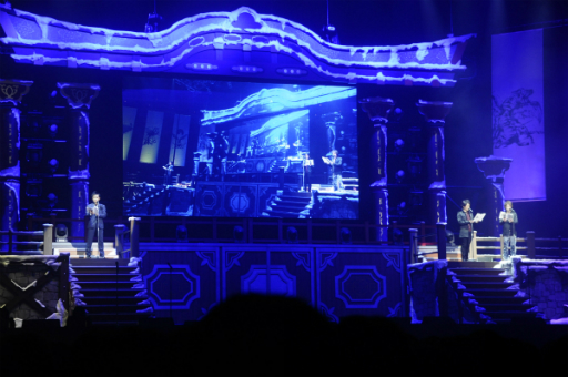 画像ギャラリー No.005のサムネイル画像 / 「戦国BASARA」シリーズの声優陣や舞台版キャスト,T.M.Revolutionらが出演した「バサラ祭2015 〜冬の陣〜」レポート。トークや生アテレコ,ライブと盛りだくさんの内容に大盛況