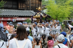 画像ギャラリー No.034のサムネイル画像 / にゃんまげもお出迎え。小林プロデューサーと回った「江戸ワンダーランド日光江戸村×戦国BASARA」コラボ体験ツアーをレポート