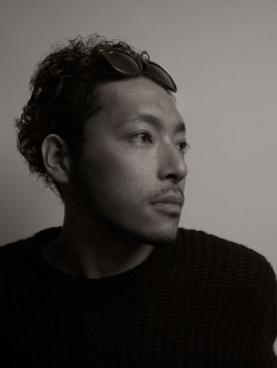 画像ギャラリー No.001のサムネイル画像 / 西元祐貴氏のライブパフォーマンスが「戦国BASARA」のキャラを起用した特別展で8月16日に開催