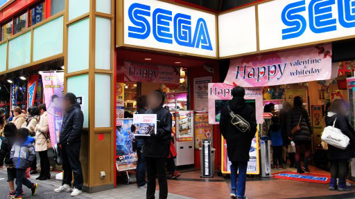 画像ギャラリー No.002のサムネイル画像 / AC「スクール オブ ラグナロク」をプロゲーマー・ふ〜ど氏がじっくり解説。ロケテスト会場で収録した直撮りプレイムービー&ロケテ大会レポート