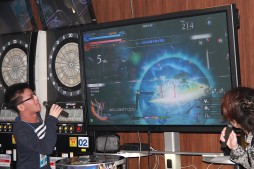 画像ギャラリー No.013のサムネイル画像 / AC「スクール オブ ラグナロク」をプロゲーマー・ふ〜ど氏がじっくり解説。ロケテスト会場で収録した直撮りプレイムービー&ロケテ大会レポート