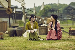 ���������꡼ No.014�Υ���ͥ������ / �ֻ���ŷ��ס��ƥ��CM��������ǰ�ǡ�100�����ɤ�ץ쥼���