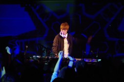 ꡼ No.007 | crossbeats REV. SHARING DJ PARTY -2017 SPRING-ץեȥݡȡ8̾Υƥȿؤ4ְʾˤ錄Ǯ饤֤򷫤깭