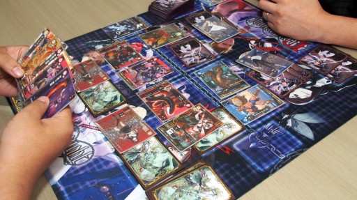 新作TCG「ドレッドノート」開発者インタビュー。グループSNEの