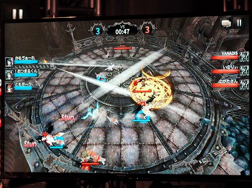 画像ギャラリー No.008のサムネイル画像 / スマホRPG「HIT」で初のオフラインイベントが実施。64チームからなる3vs.3形式のPvPトーナメント「GOD of HIT」が東京・渋谷で開催