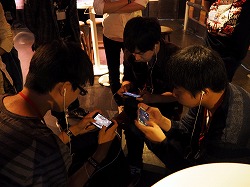 画像ギャラリー No.015のサムネイル画像 / スマホRPG「HIT」で初のオフラインイベントが実施。64チームからなる3vs.3形式のPvPトーナメント「GOD of HIT」が東京・渋谷で開催