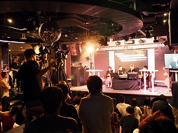 画像ギャラリー No.017のサムネイル画像 / スマホRPG「HIT」で初のオフラインイベントが実施。64チームからなる3vs.3形式のPvPトーナメント「GOD of HIT」が東京・渋谷で開催