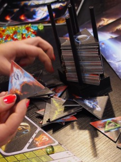 ꡼ No.005 | Kickstarterޤ줿ݡȯSF륲Galaxy of Trianץӥ塼ʥȥ˺̤줿ǥ륫