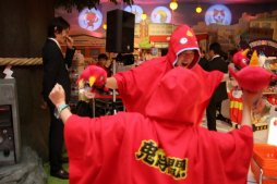 画像ギャラリー No.017のサムネイル画像 / 「妖怪ウォッチ オフィシャルショップ ヨロズマート」が10月23日にオープン。レベルファイブの日野晃博社長も駆けつけた内覧会をレポート